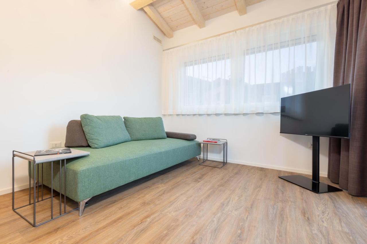 Minerva Guesthouse Trento Exterior foto